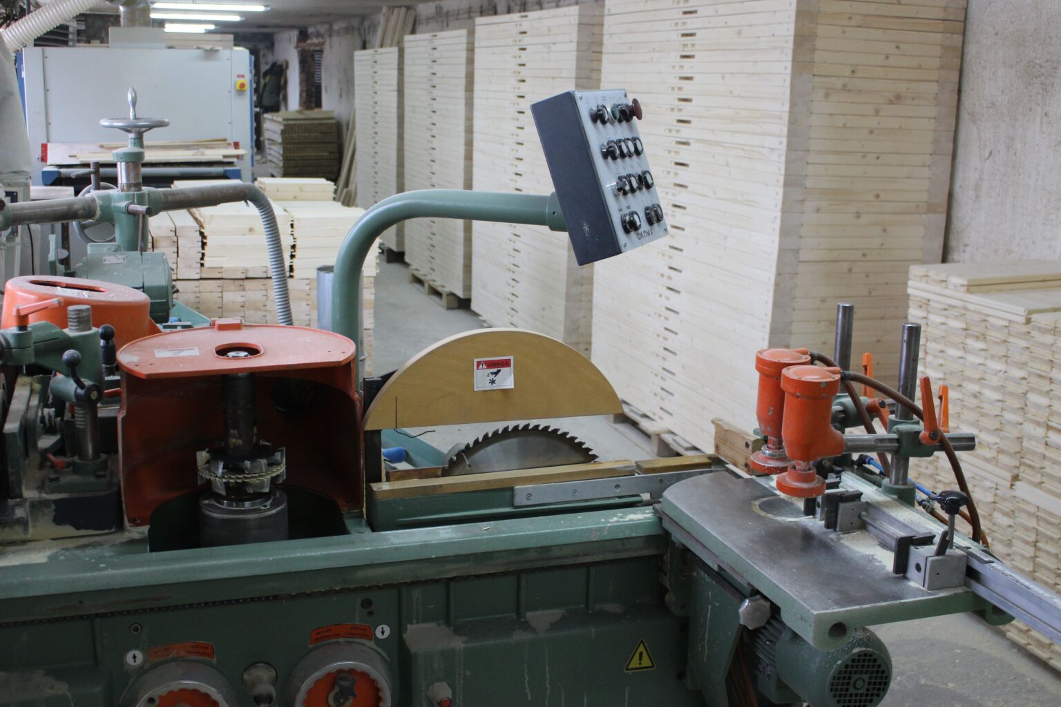 o-nas-5-min-1536x1024